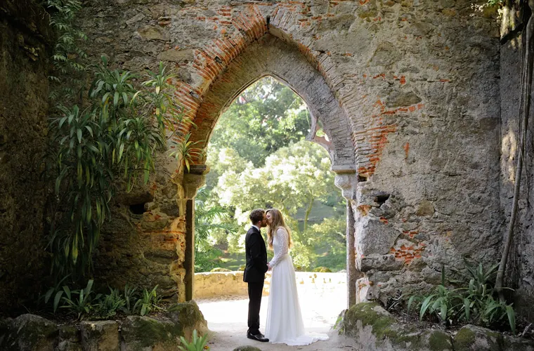 https://www.weddingportugal.com/wp-content/uploads/2021/03/Chapel-Ruins01.jpg